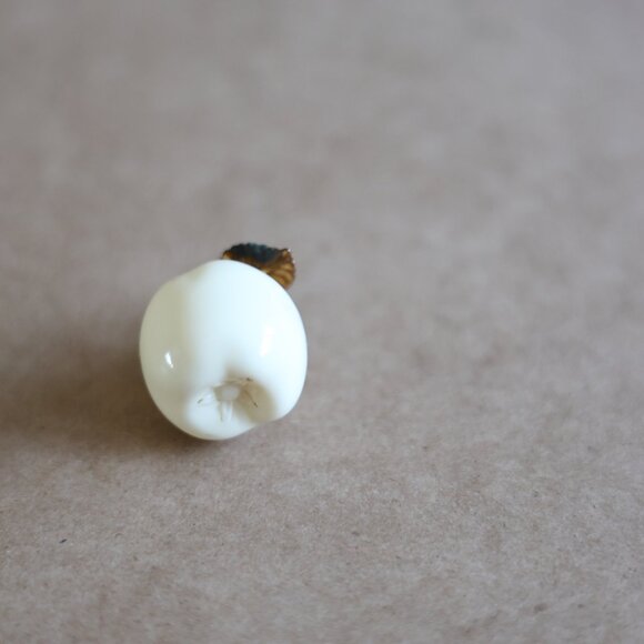 Miniature cat ornament & apple ornament - Picture 4 of 6